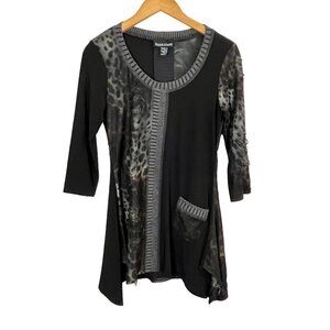 Frank Lyman Tunic Animal Print Black 3/4 Sleeve Distressed Wearable Art Size‎ 8